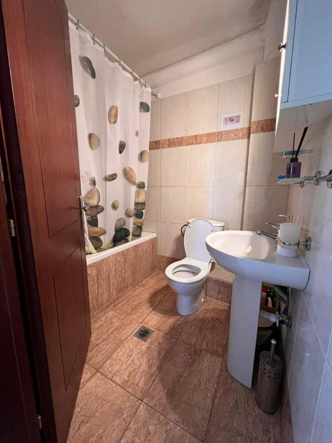 Nice Apartment With Amazing Views Kryopigi Rum bild